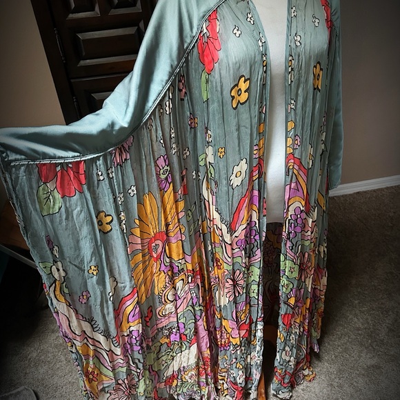 Free People. RARE. Monarch Kimono in Seafoam. - Picture 7 of 7